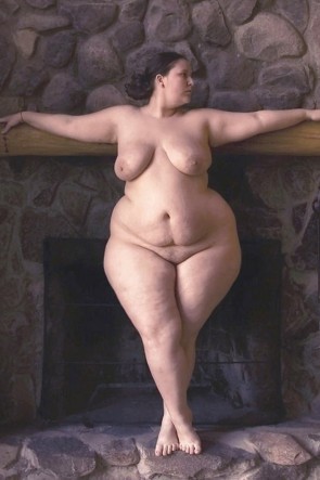Большие бедра голые русские женщины самые толстые (75 фото)