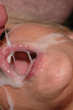 Сперма течет с вагины в рот (63 фото)