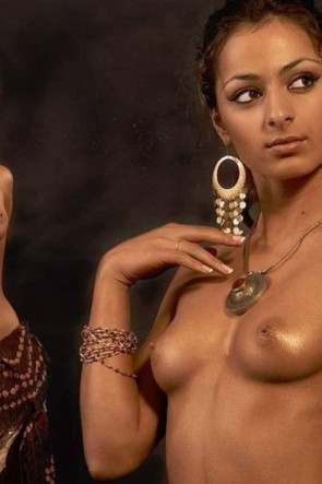 Голые девушки из индии (61 фото)