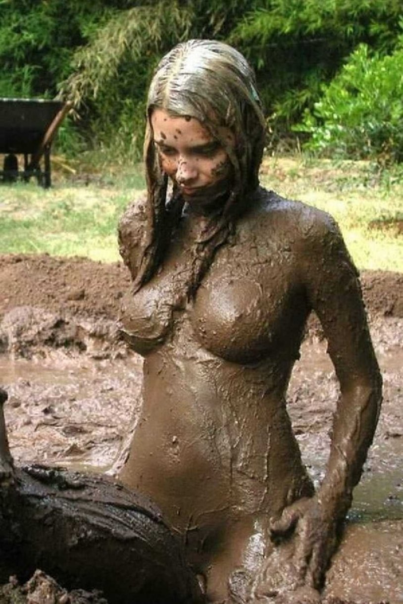 Голые бабы принимают грязевые ванны (44 фото) - порно и эротика goloe.me