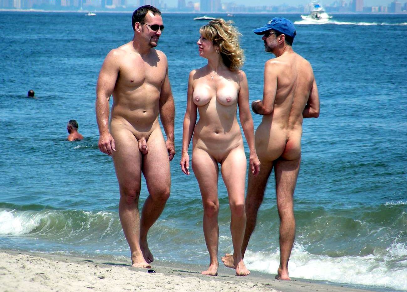 Нудистские пляжи голые пары частные (69 фото) .