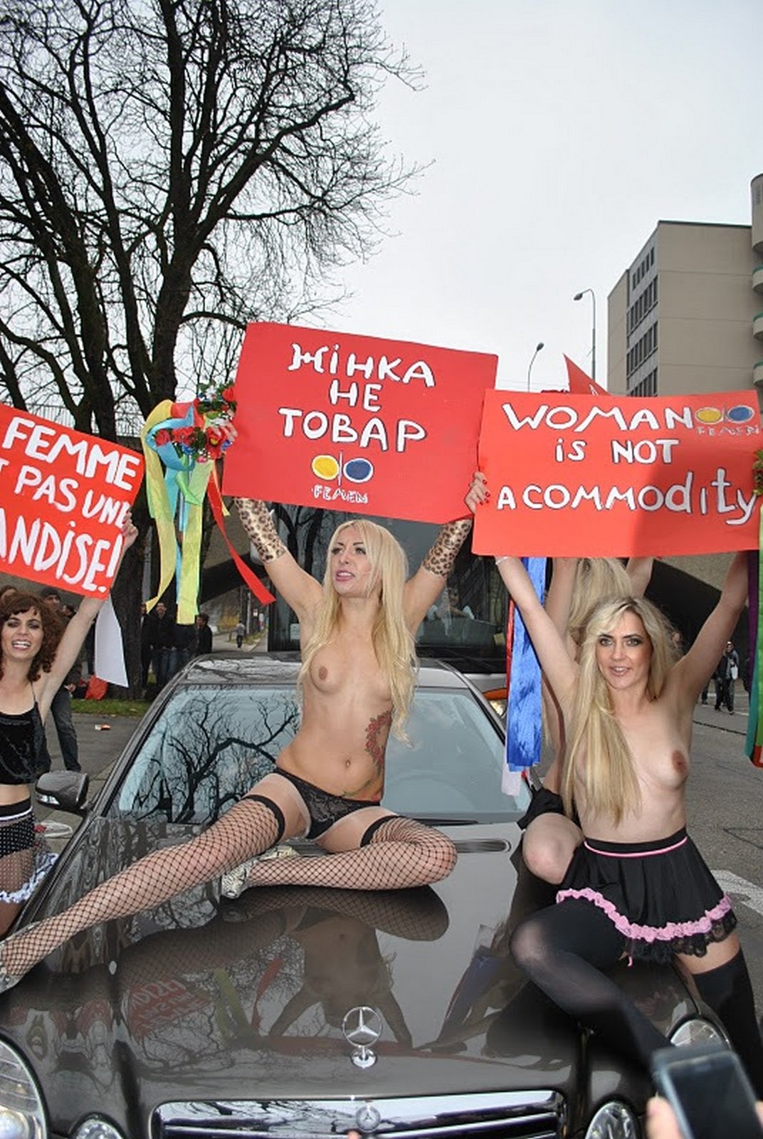украинские проститутки голые фото 59