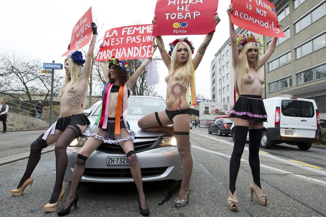 украинские проститутки голые фото 7