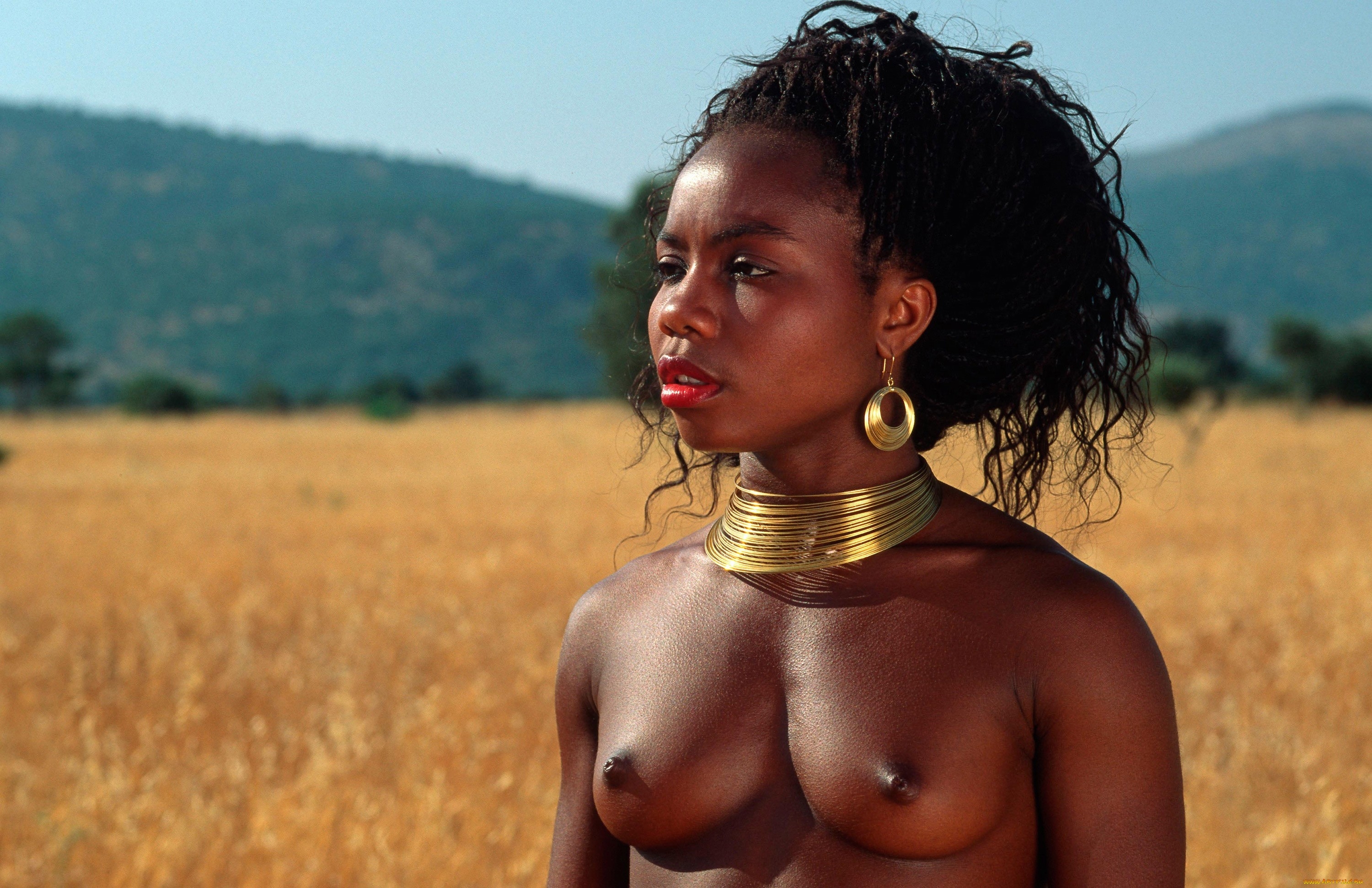 голые женщины диких племен фото